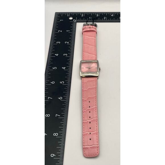 Mary Kay Women's Watch 28mm Pink on Pink New Battery - Adjustable Band - Picture 5 of 7